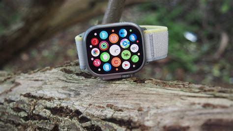 A­p­p­l­e­ ­W­a­t­c­h­ ­U­l­t­r­a­­n­ı­n­ ­s­i­r­e­n­ ­ö­z­e­l­l­i­ğ­i­ ­b­i­r­ ­d­ü­d­ü­k­l­e­ ­k­a­r­ş­ı­l­a­ş­t­ı­r­ı­l­d­ı­